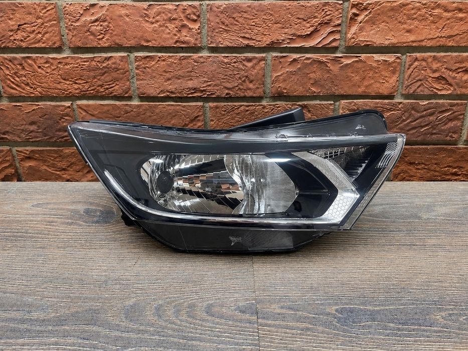 Фара Hyundai I20 Галоген