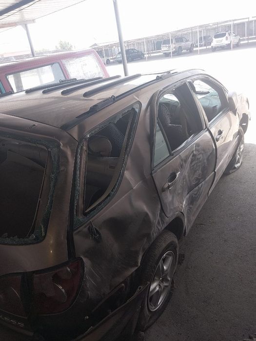 Срочно продам Лексус RX 300