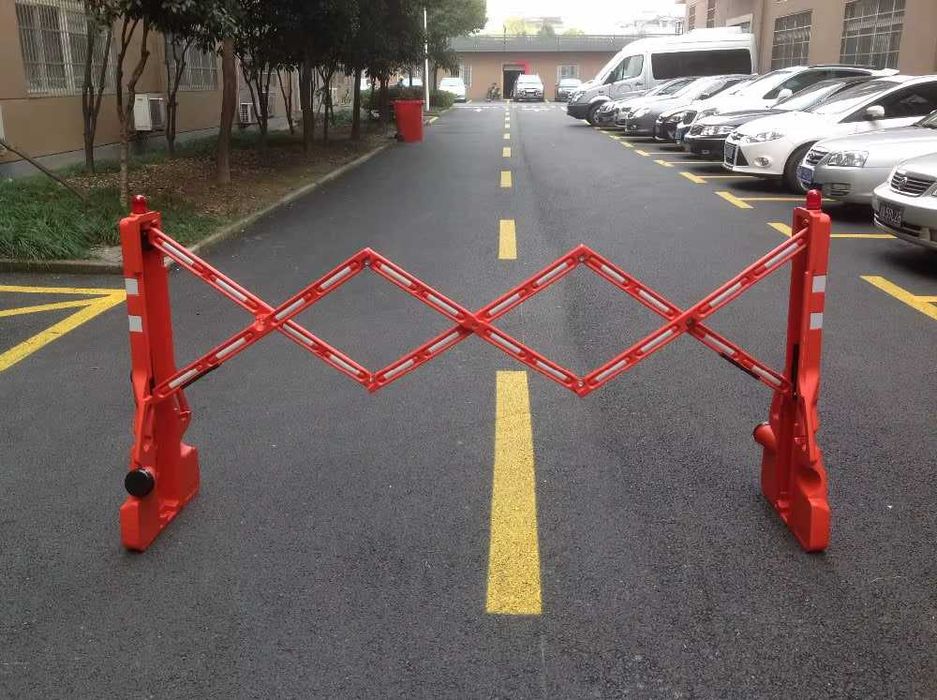 Профессиональный дорожный барьер