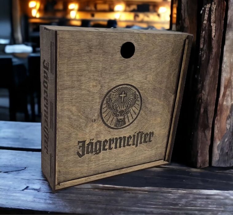 Подарочные коробки