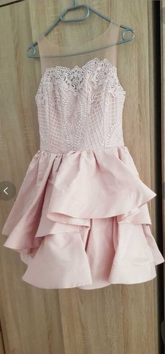 Бална  рокля     М