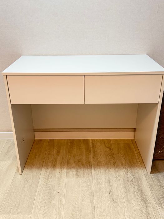 Туалетный столик