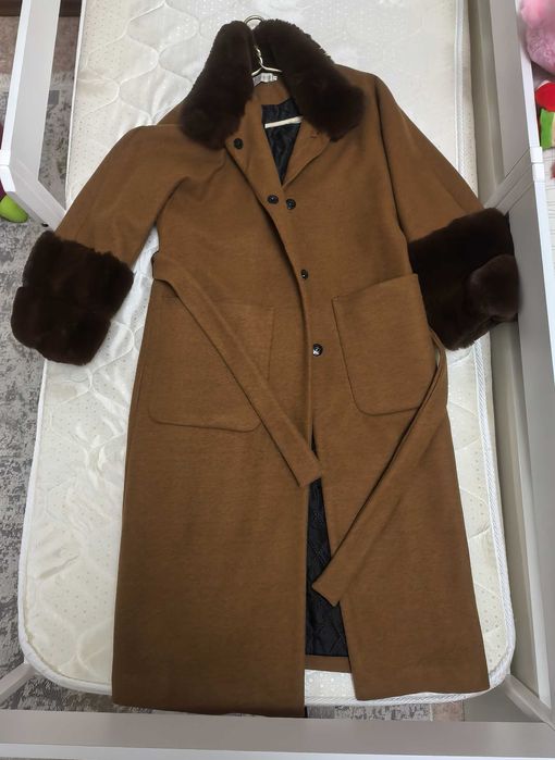 Женское пальто утеплённое