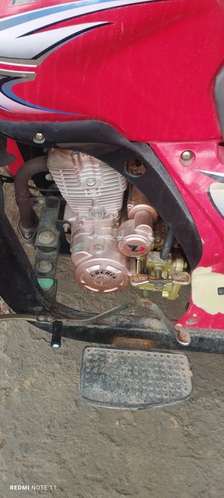 "Лочин" маркали Мотоцикл сотилади