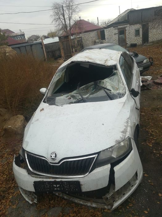 Продам машину срочно