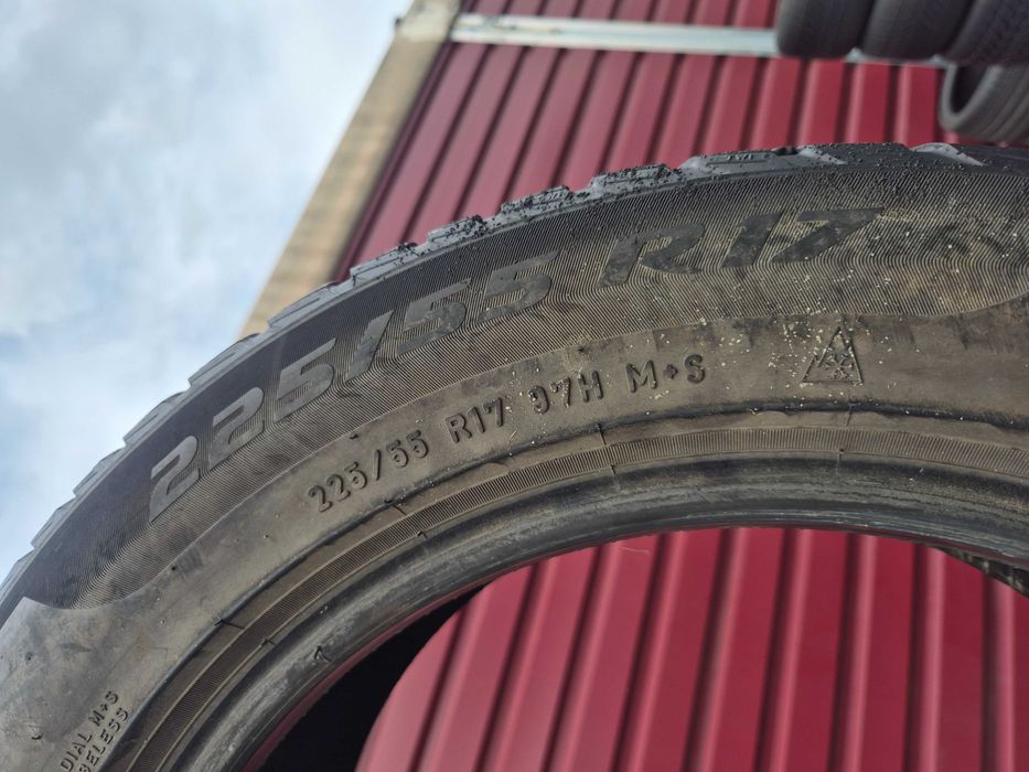 4 Anvelope IARNA M+S - 225/55/17 - PIRELLI * MO - Stare F BUNA - DOT 2022 !