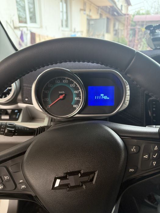 Продается автомобиль Shevrolet Spark автомат