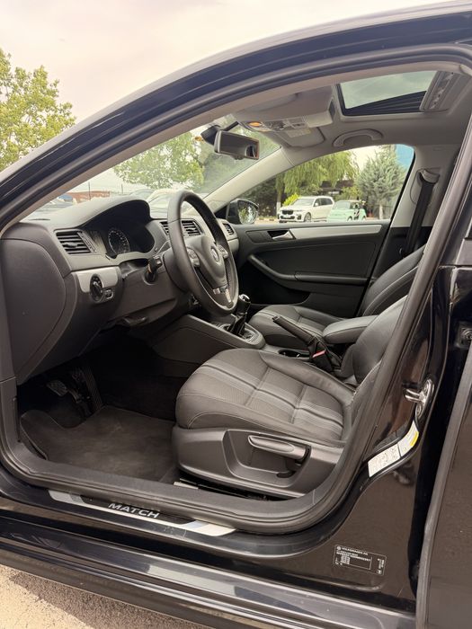 VOLKSWAGEN Jetta 2013 — imagine 5