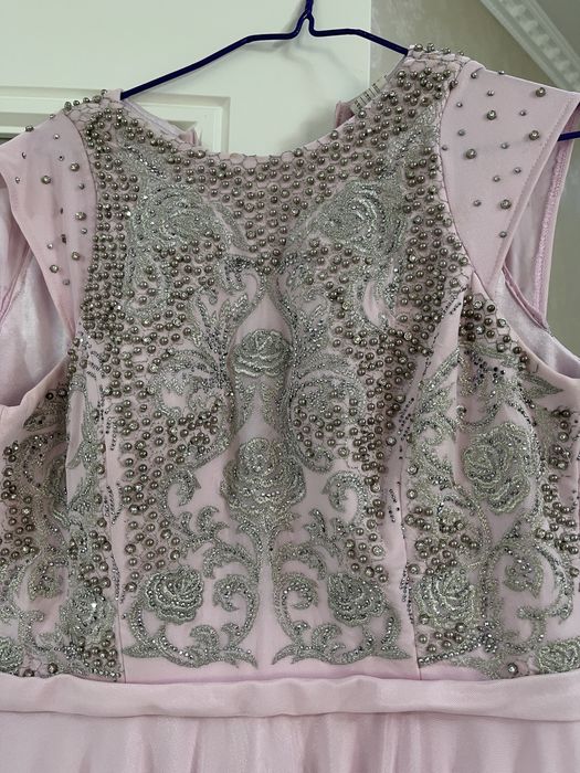 Продам вечерние платье