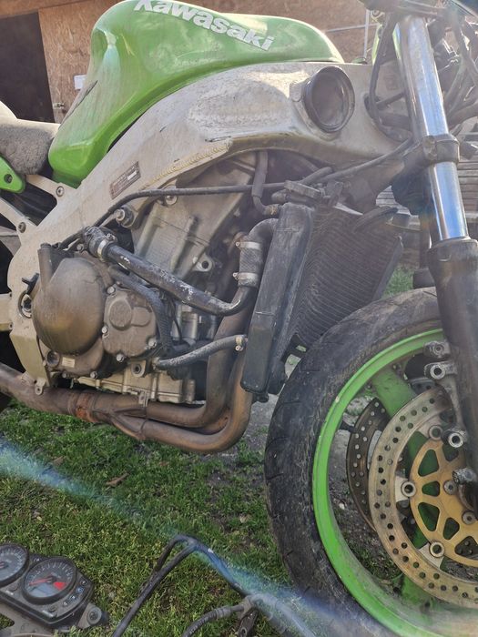 Piese Kawasaki Ninja  ZX9R   2000