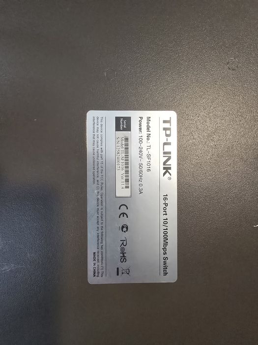 Switch 16 porturi rackabil fast ethernet TP-LINK TL-SF106
