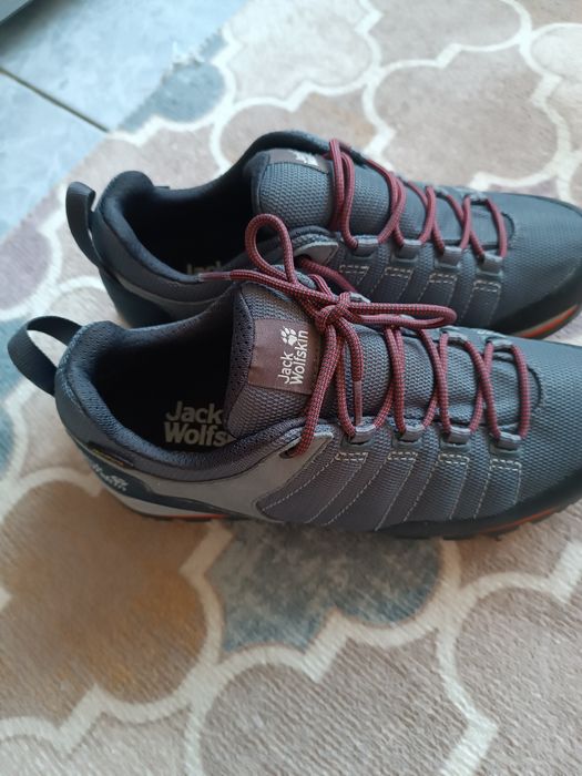 Дамски зимни обувки