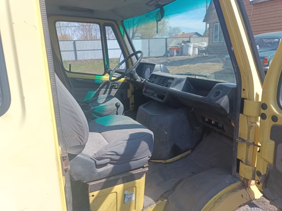 Бусик        мерседес