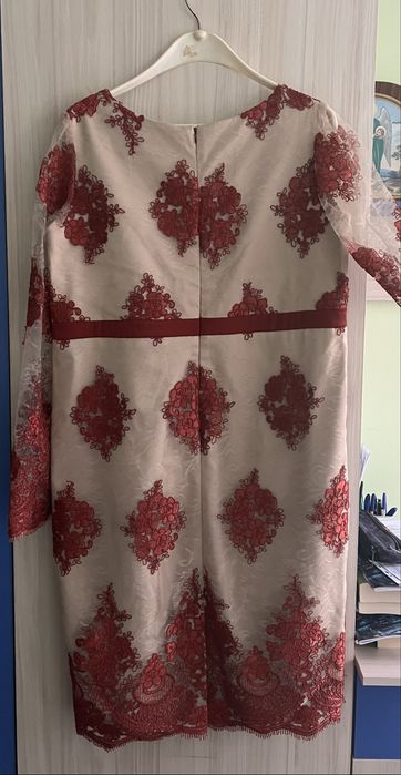 Дамска официална рокля с червена дантела 2XL/2ХЛ