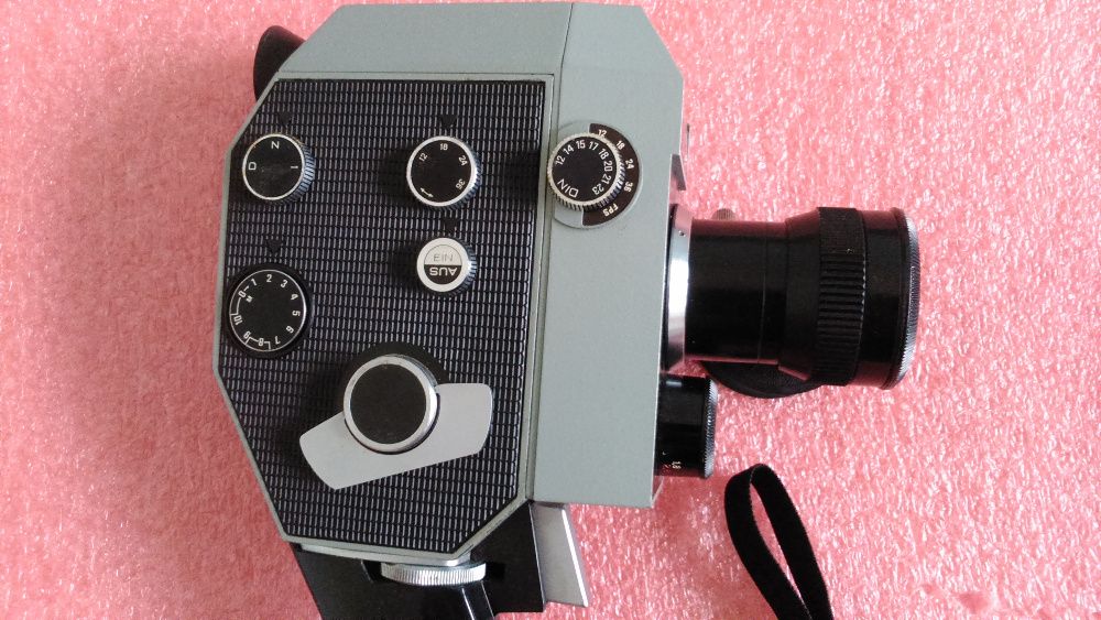 Camera de filmat Quarz-Zoom DS8-3