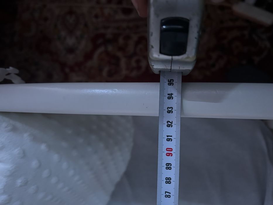 Pătuț bebe L:95cm, l:51cm, L(saltea)90cm.