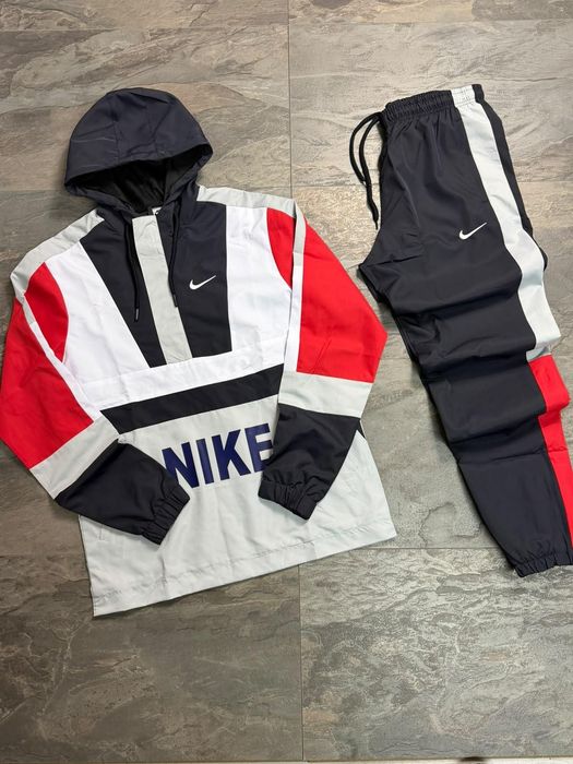 Мъжки шушляк екип/комплект/сет The North Face модел 2026г
