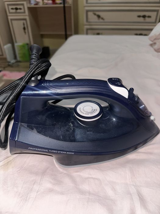 Утюг продаю