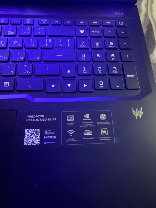 Acer Predator в ГАРАНЦИЯ PHN18-72-97ZL 18" U9-275HX/1x16GB/1TB SSD/RTX 5070 8GB