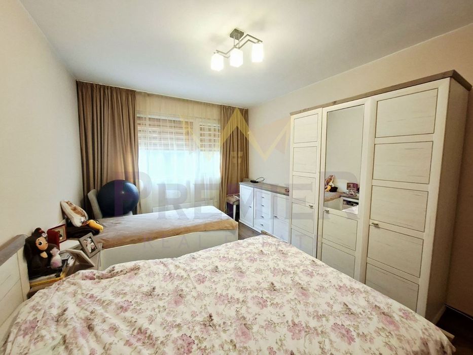 Продава се Тристаен апартамент в Варна, Цветен квартал - 113 кв.м за 1354 €/кв.м - Снимка #3