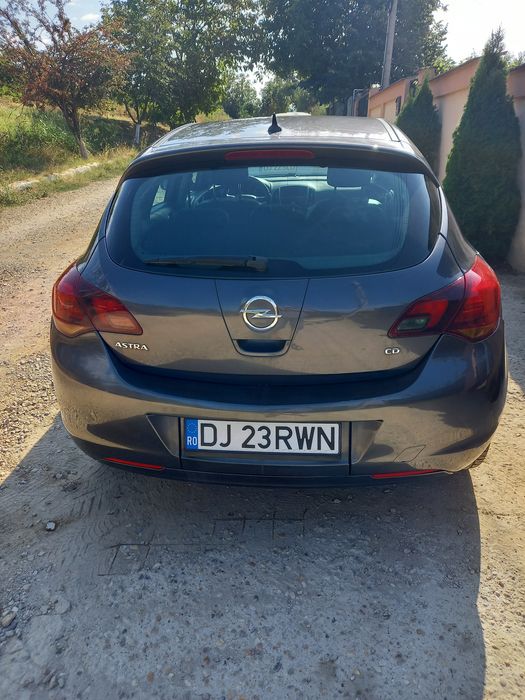 Vand OPEL ASTRA J 2010