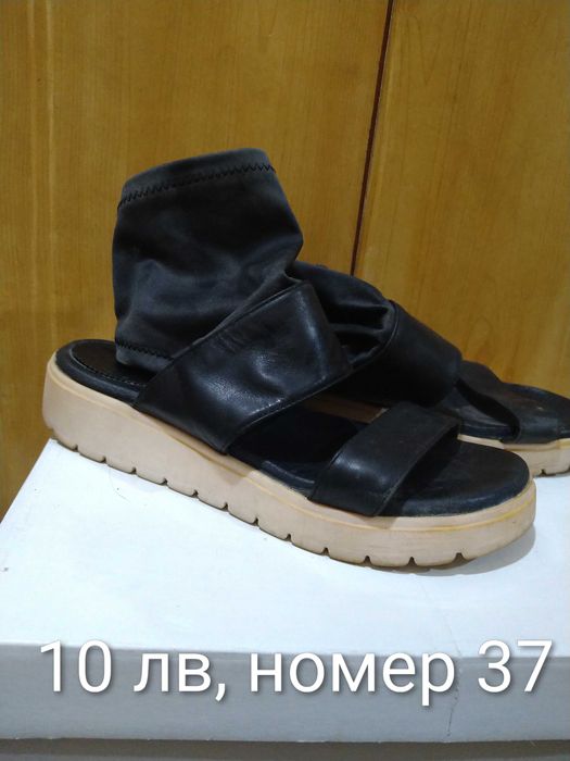 Продавам дамски обувки