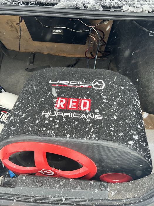 Продам сабвуфер Ural Hurricane