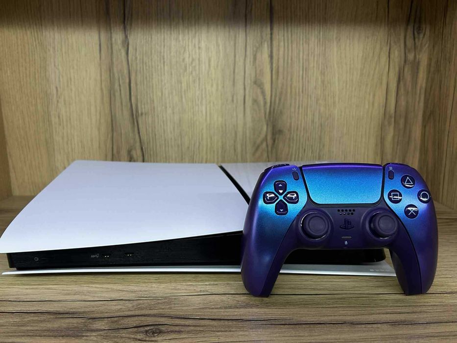 Kонзола Sony PlayStation 5 Slim Digital CFI-2016 / Перфектна