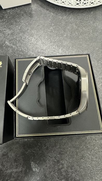 HUAWEI WATCH GT 4 Stainless Steel