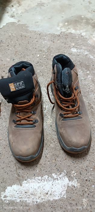 Спец зимние куртки и комбезы