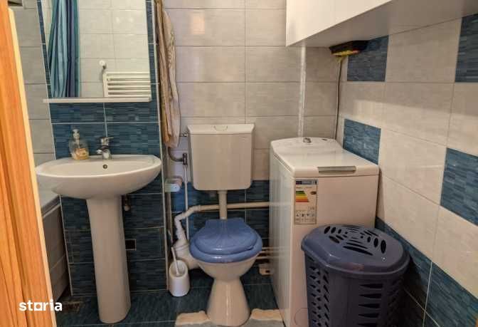 Apartament 3 camere,2 balcoane, etaj intermediar, zona Piata Cipariu,