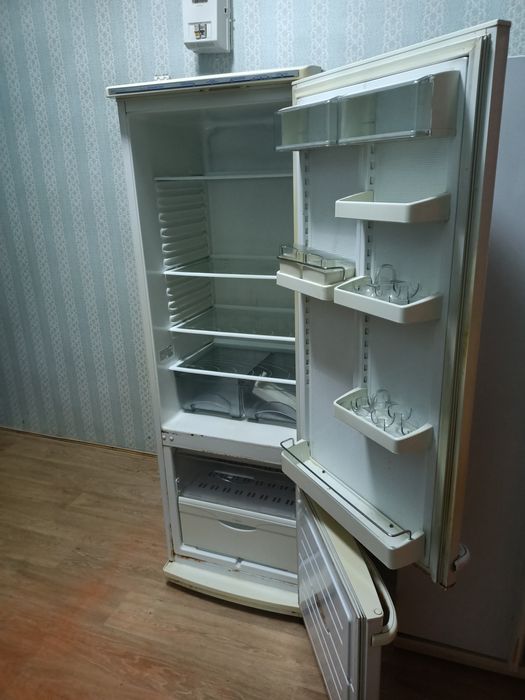 Продам холодильник Минск Атлант