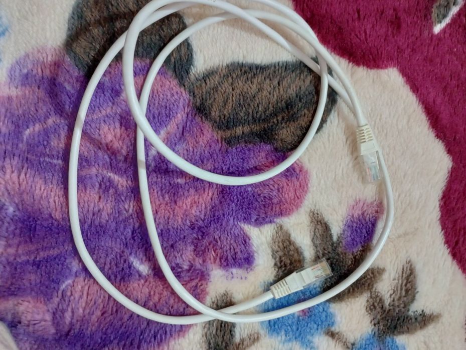 Cablu de rețea ,internet 1,5  m