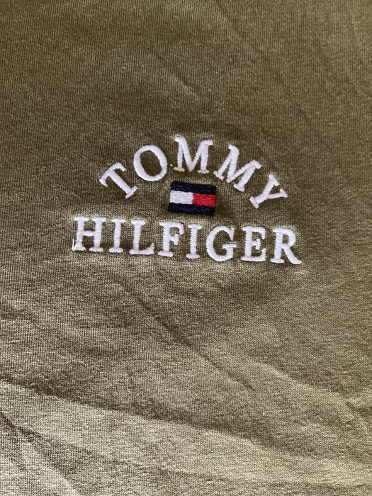 Тебиски на Hugo  Boss и Tommy Hilfiger