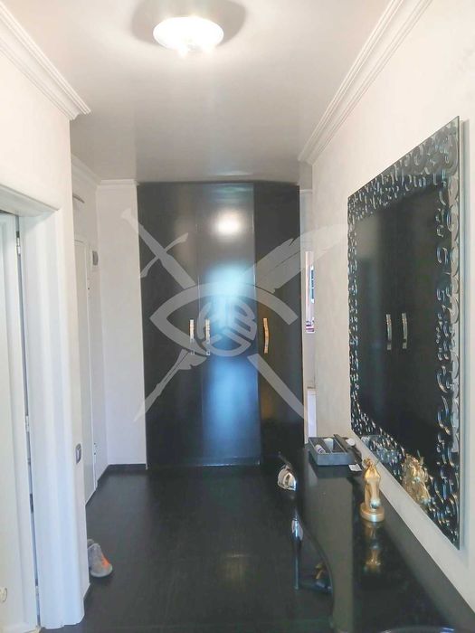 Продава се Тристаен апартамент в Пловдив, Център - 127 кв.м за 2756 €/кв.м - Снимка #4