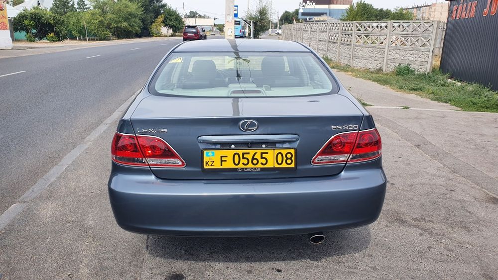 Продам Lexus ES330