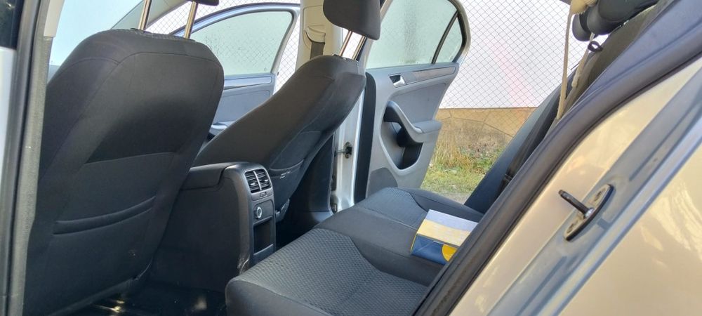 Volkswagen jetta 2012