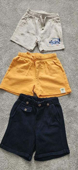 Pantaloni scurti bebelusi