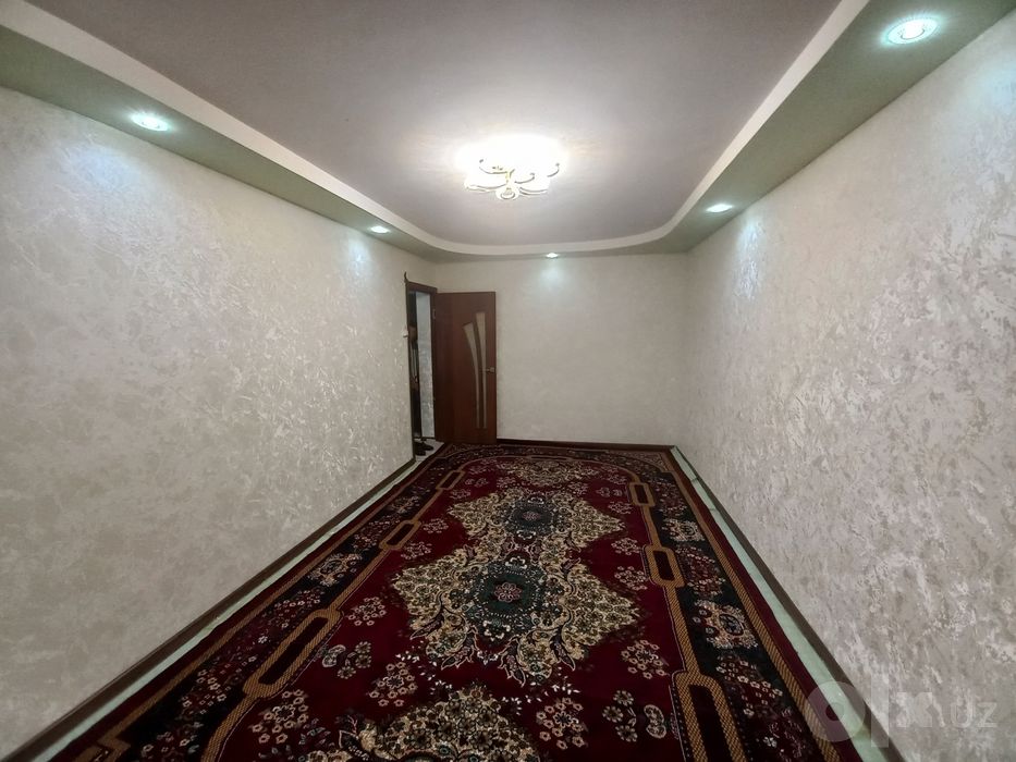Арендага 1 хоналик 2 этаж Микрорайонда жойлашган.Агентство