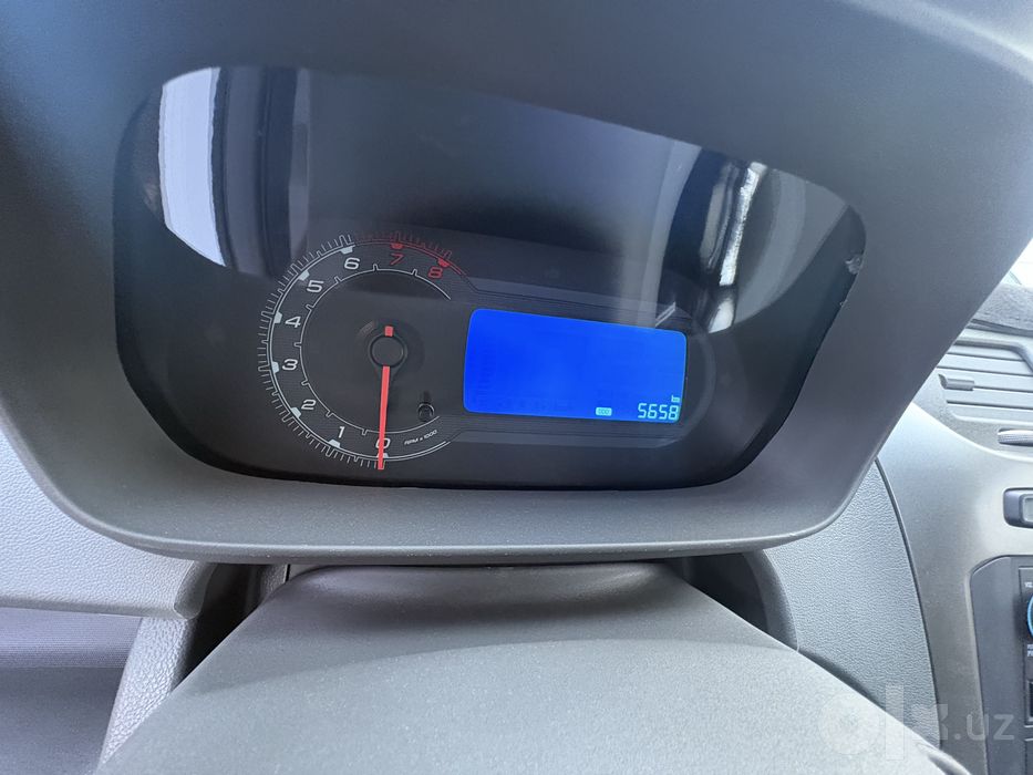 Chevrolet Cobalt Midnight 2025
