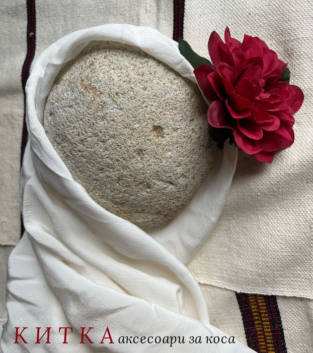 Цвете на щипка за коса