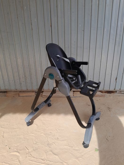 Детское кресло жаксы күйде 1 қолда болғанболған