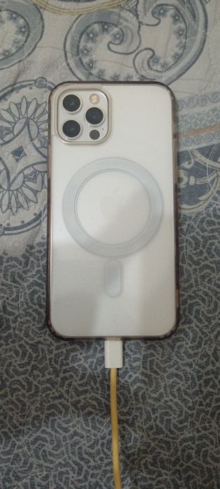 Iphone 12 pro sotiladi