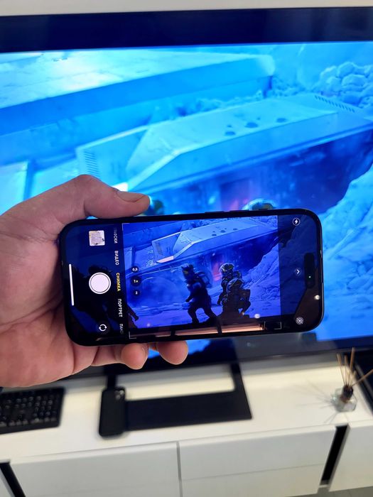 Iphone 15 като нов без забележки 256gb