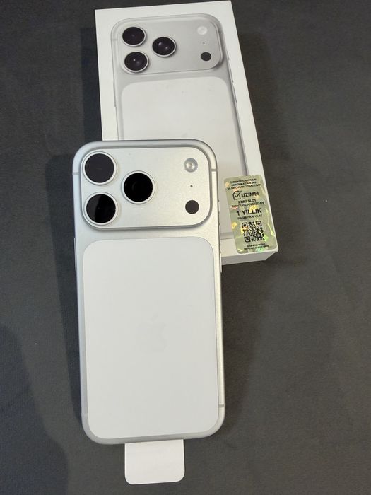 Продается Iphone 17 pro 256gb