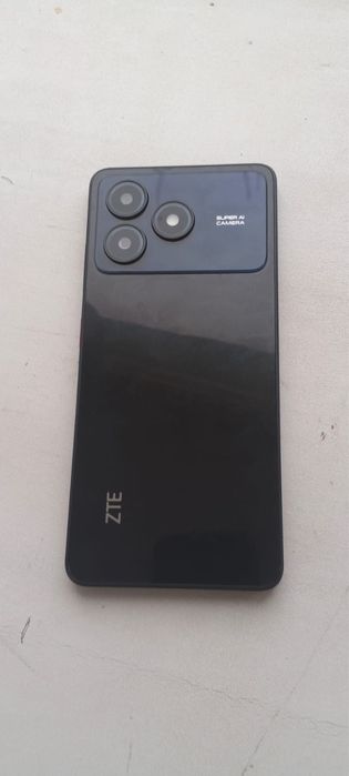 Продам телефон ZTE