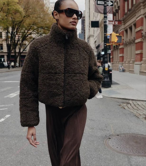 Geaca Zara Bomber Teddy cu izolație termică model viral noua