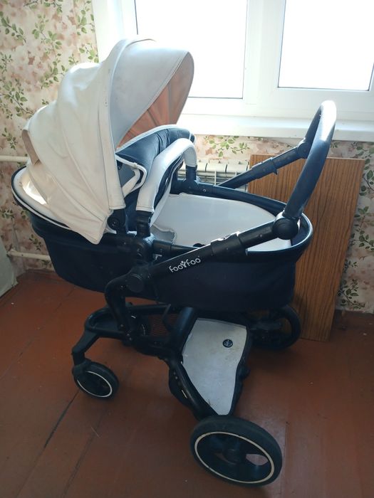 Продам 5000 коляска