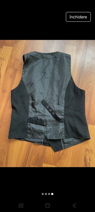 Vestă dama neagra