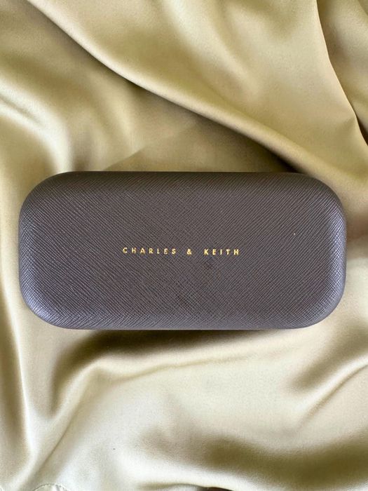 Стилни слънчеви очила